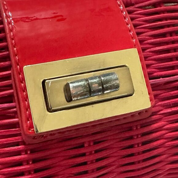 J.Crew Red Woven Straw Clutch Bag with Turnlock Closure - Picture 2 of 11